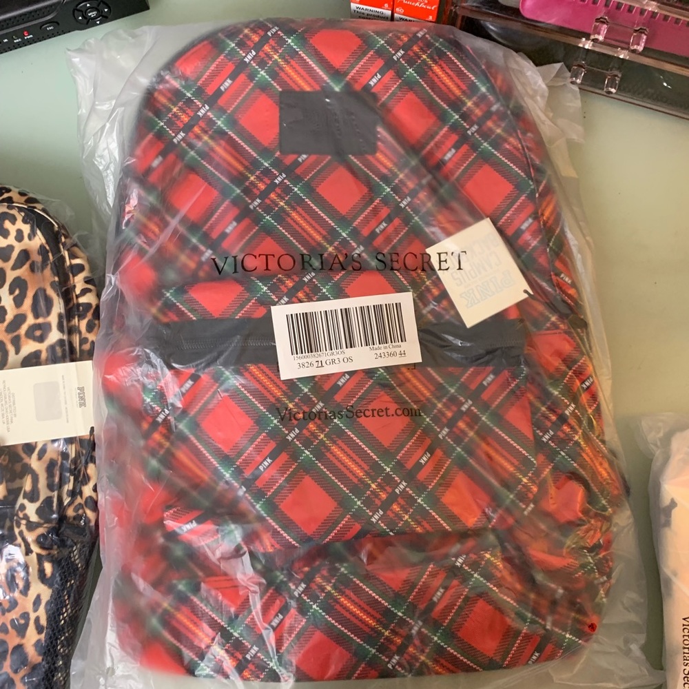 VS CAMPUS BACKPACK “PINK” RED PLAID